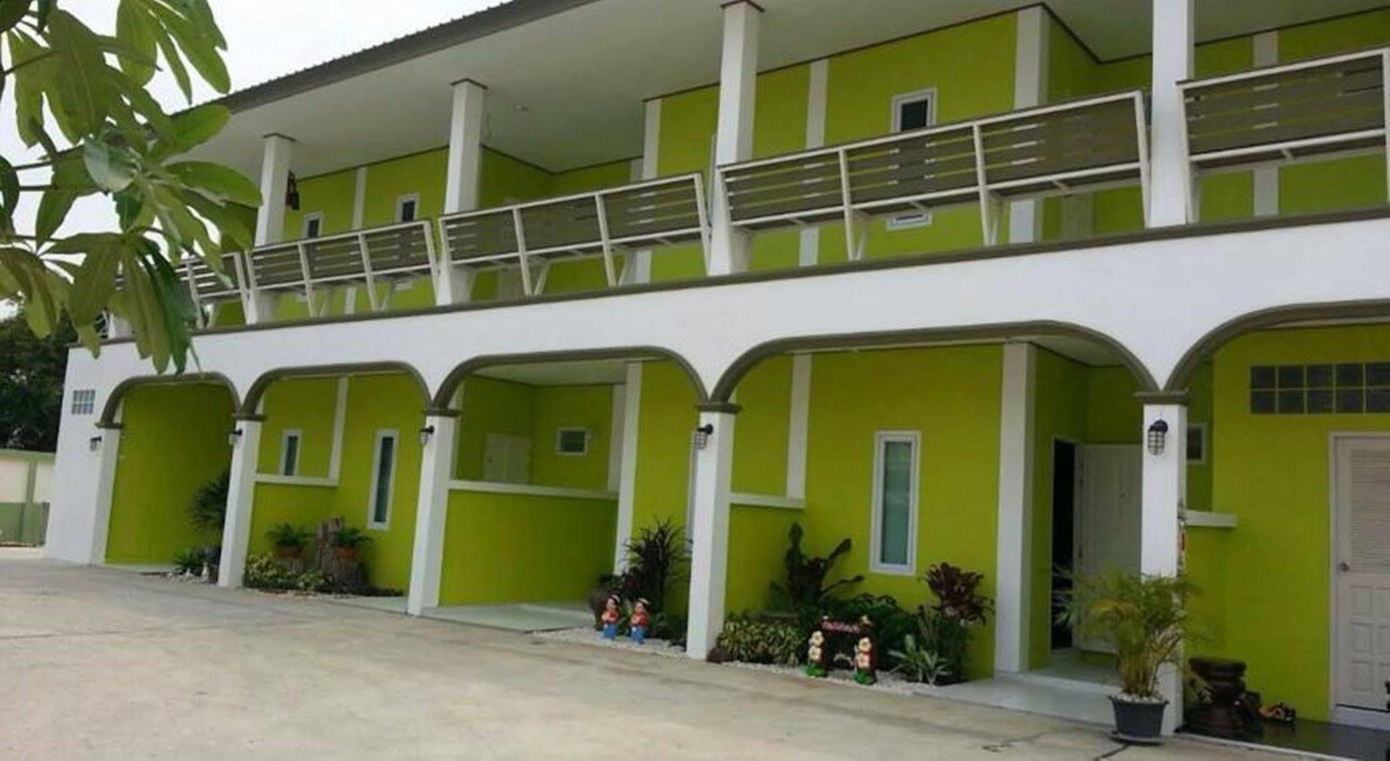 Saraburi Garden Resort Exterior photo